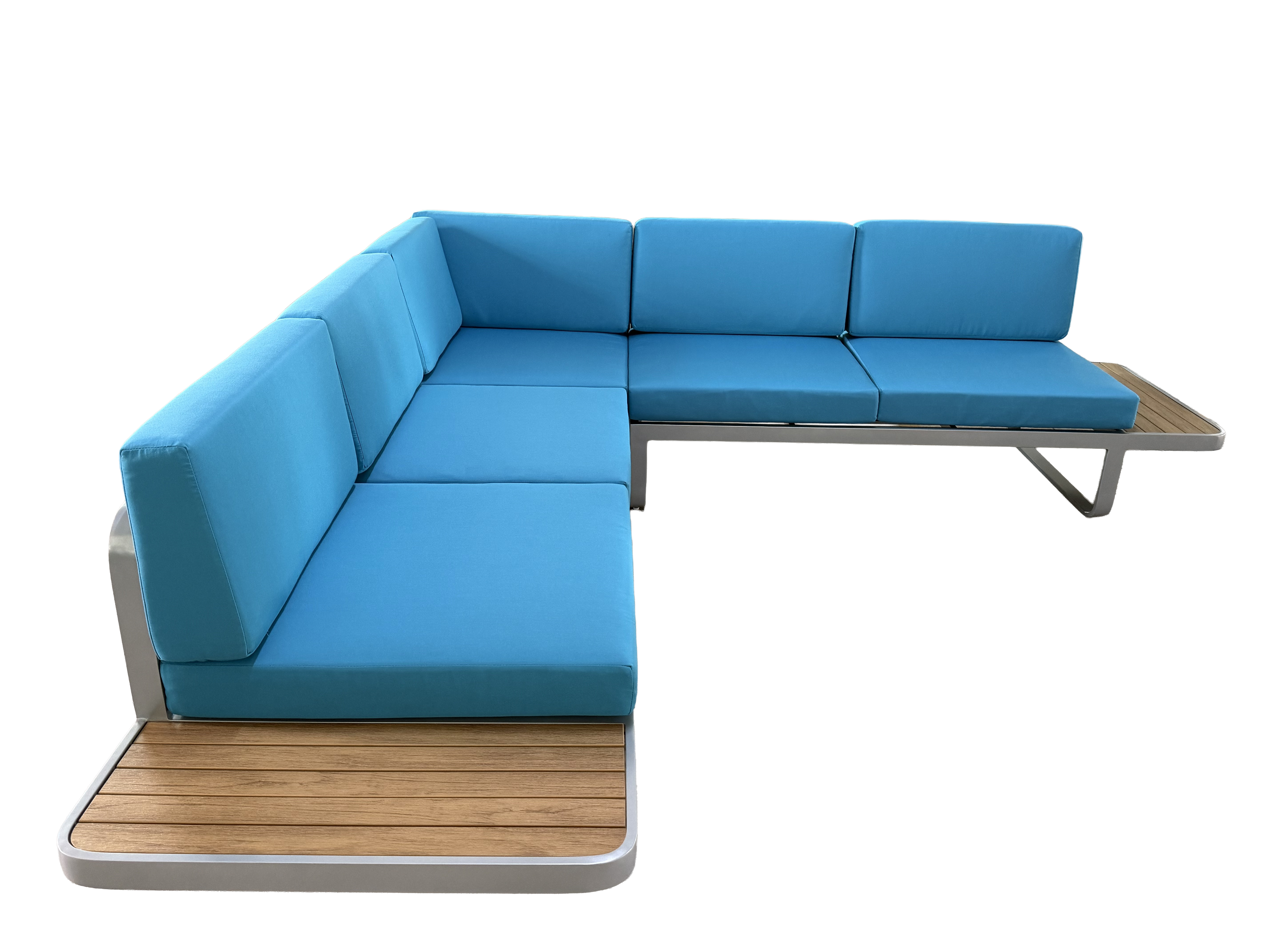 OUTDOOR SECTIONAL SOFA