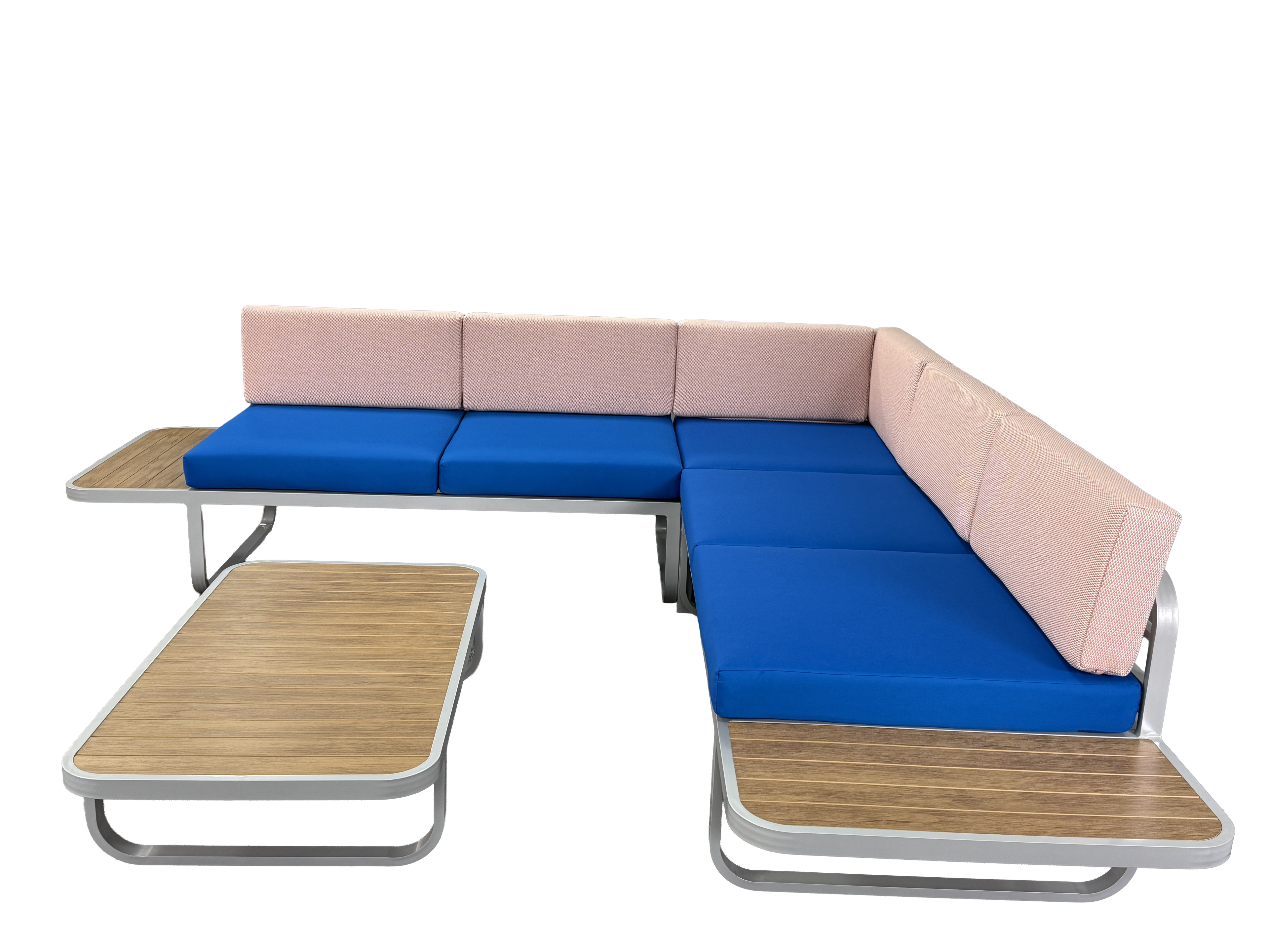 OUTDOOR SECTIONAL SOFA